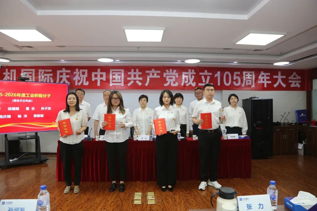 99cd62e47f19548114bb0d334d76ed93.jpg